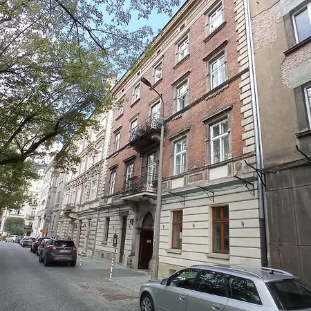 B12 - Comfort Apartemnts City Center